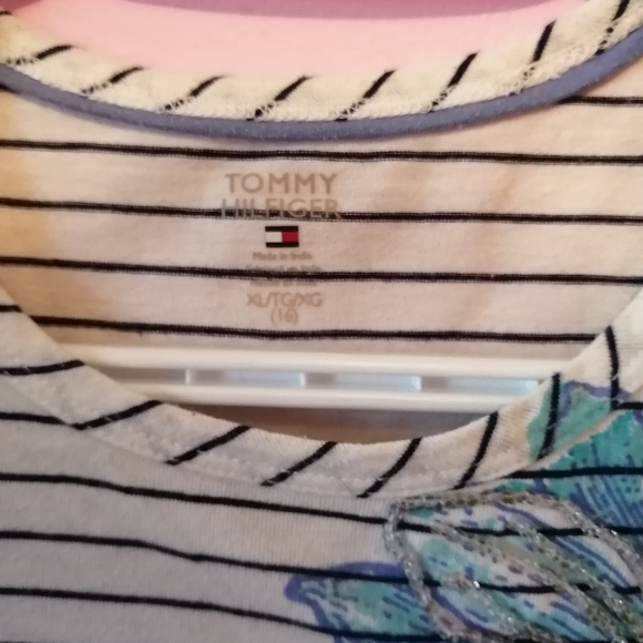 2 FOR 20 Tommy Hilfiger Striped T-shirt - Picture 3 of 3